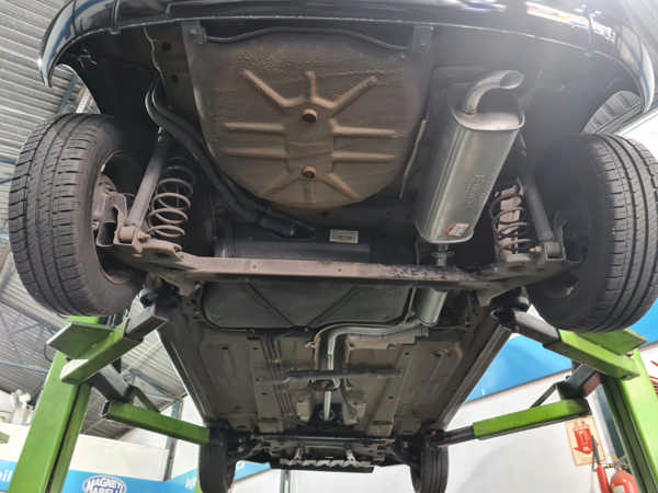 Escapamento novo e instalado