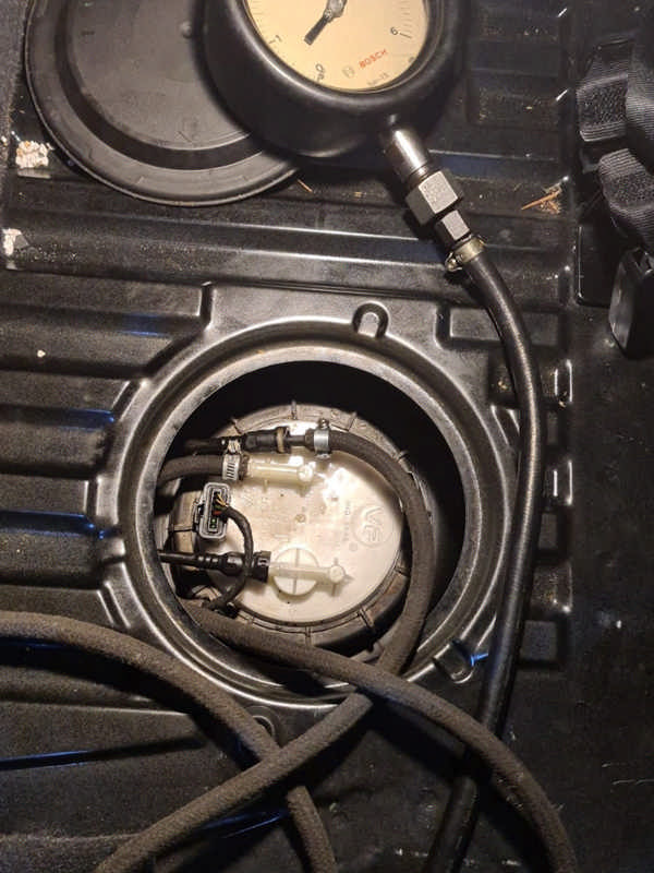 Bomba de combustível nova instalada