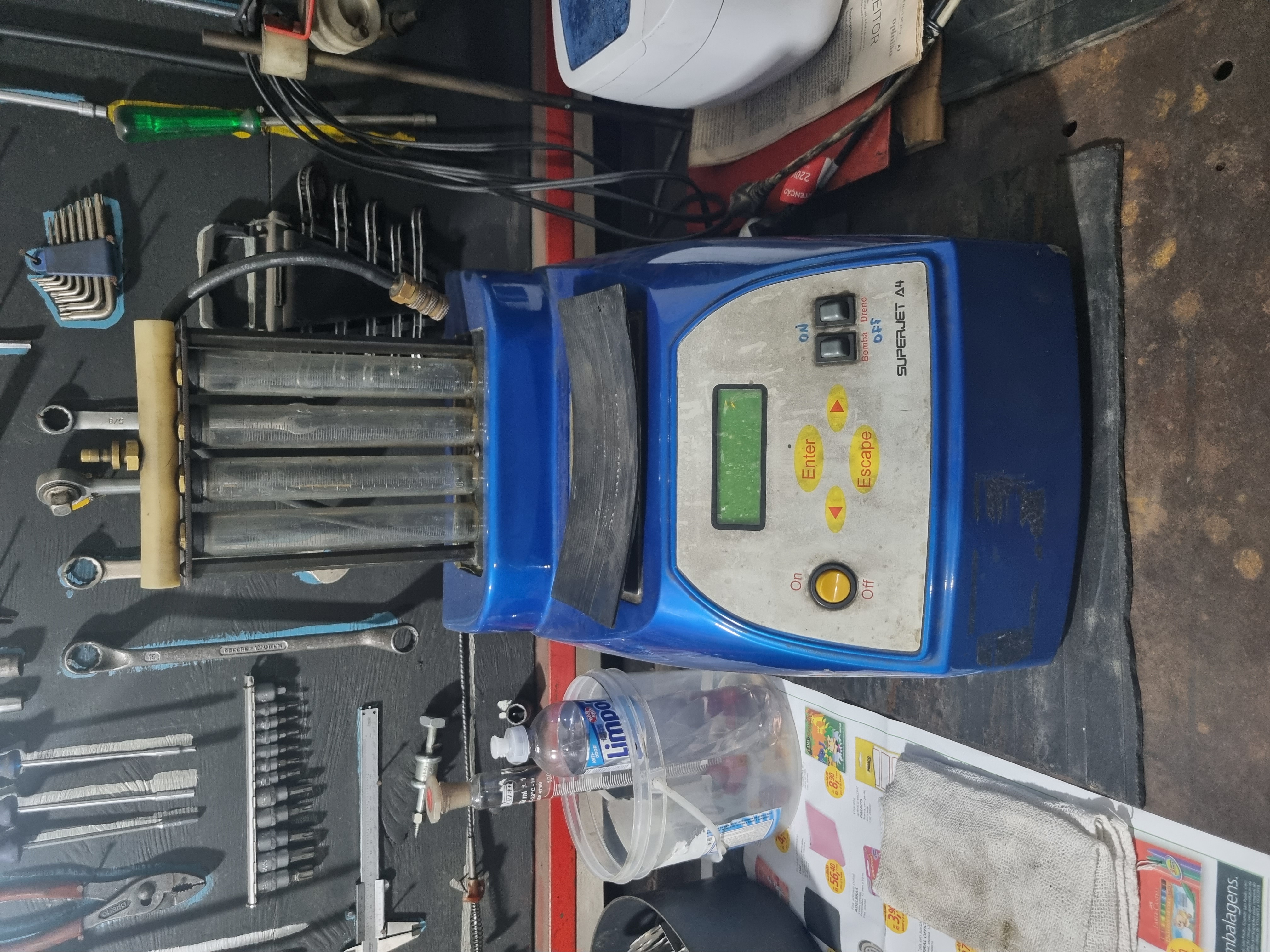 Aparelho Ultrassom para Limpeza e Testes de Bicos de Injeção Eletrônica